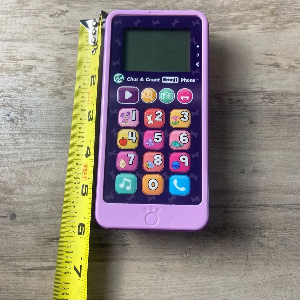 Leap Frog Chat and Count Emoji Phone Purple, Pretend Play,‎ Numbers, Music